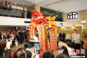解梦大全中国驻菲律宾大使与菲候任外长共同出席庆祝中菲建交50周年图片展